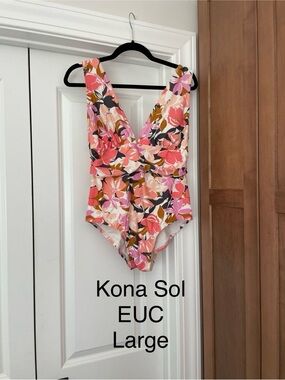 Kona Sol Multicolor Floral V-Neck One-Piece Swimsuit